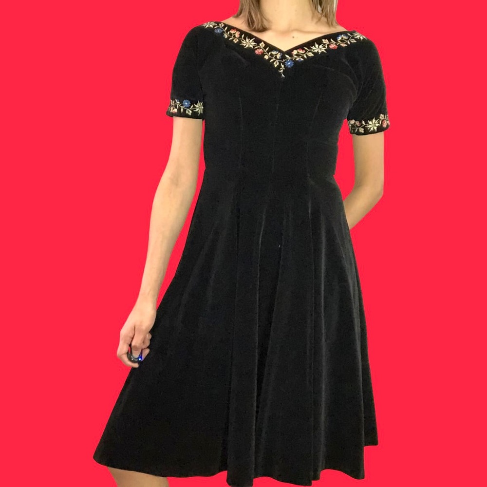 Vintage velvet & floral dress